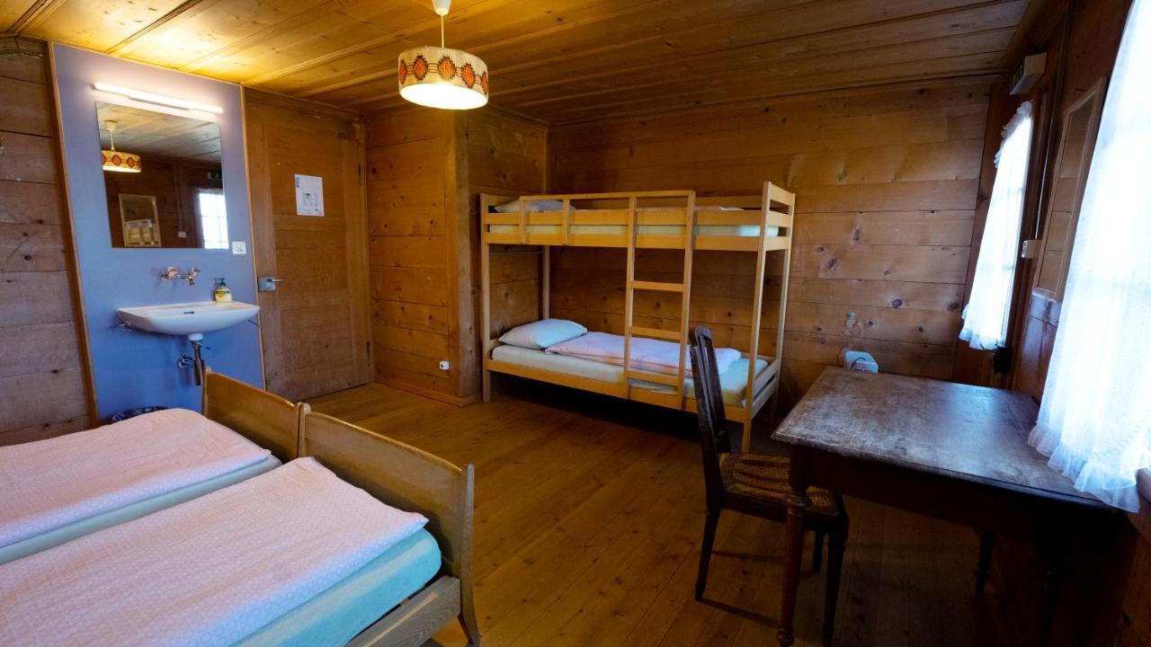 Leissigen Youth Hostel Exteriör bild