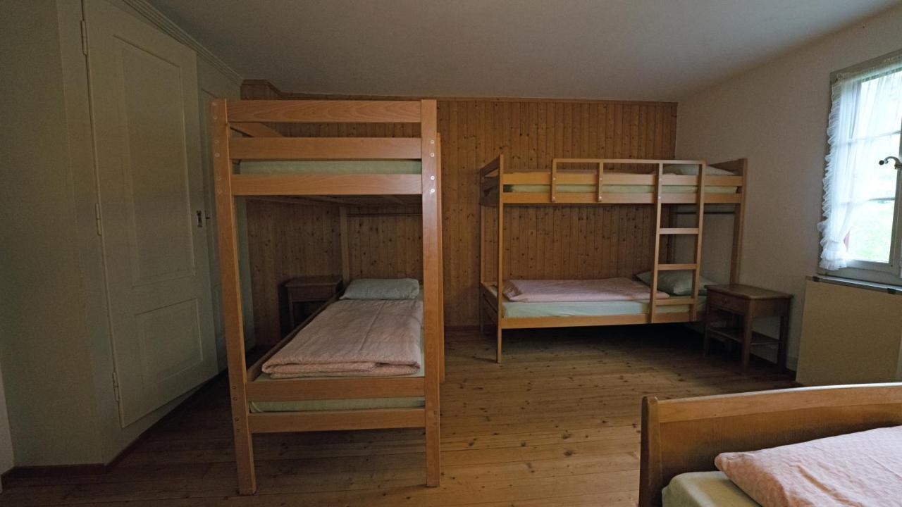Leissigen Youth Hostel Exteriör bild